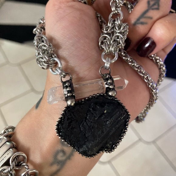 Natural black tourmaline & clear crystal quartz charm boho goth maille necklace - Picture 12 of 13